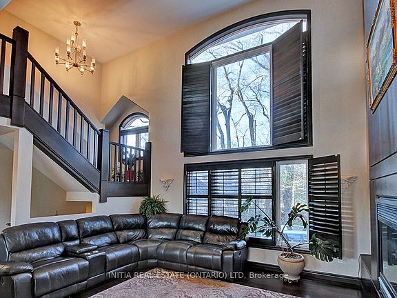 4th image of 754 Riverside Dr