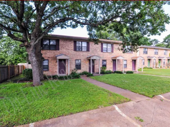 3318 Forestwood Dr #B, Bryan, TX 77801