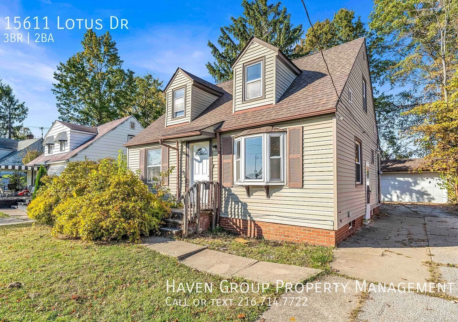 15611 Lotus Dr, Cleveland, OH 44128 - Spacious 3-bed 1.5-bath single-family home! — Photo 2