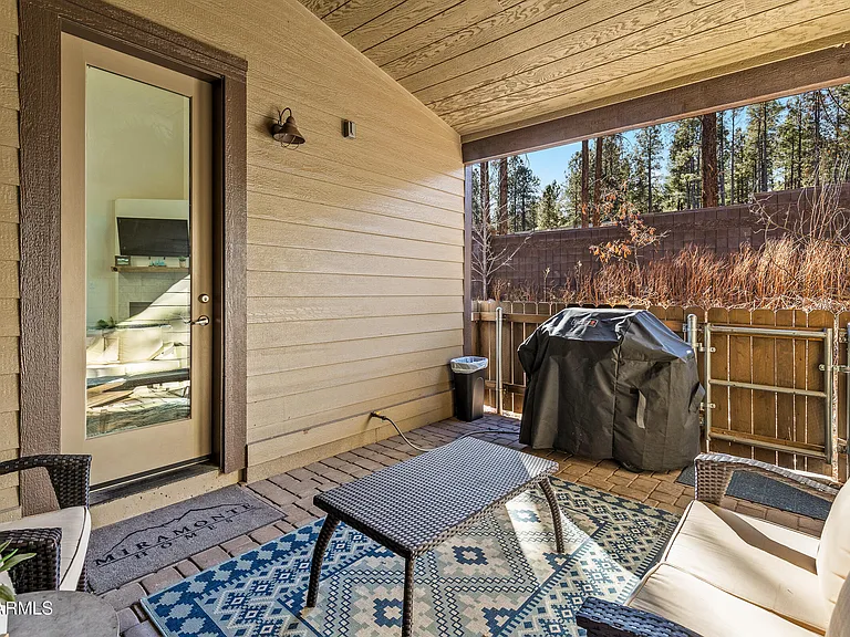 2477 W Mission Timber Cir — Photo 34