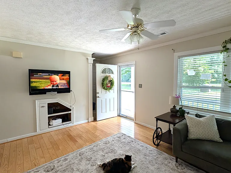 5212 Hickory Fork Rd — Photo 2