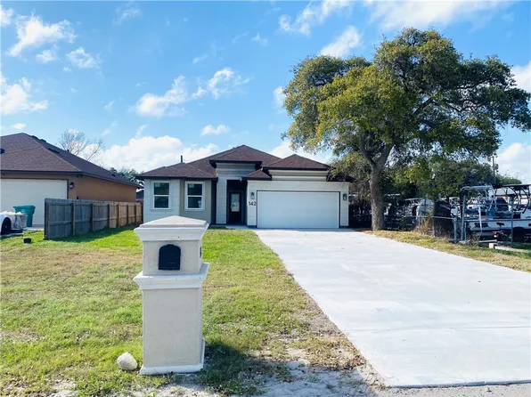 142 S 11th St, Aransas Pass, TX 78336