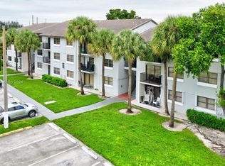 7195 NW 179th St APT 108, Hialeah, FL 33015
