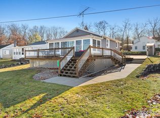 8764 S Spruce Ave, Newaygo, MI 49337