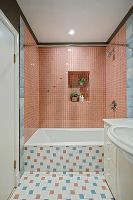 Sold by Compass | media 10