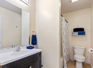 2243 W Winnemac Ave #1, Chicago, IL 60625
