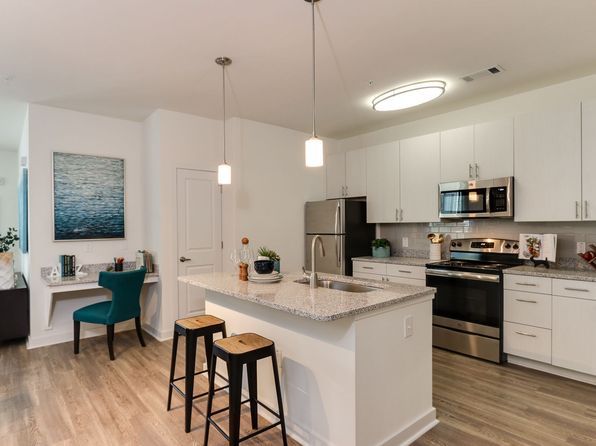 4000 Coleway Dr #3203