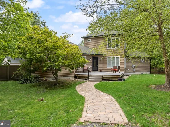 6330 Estelle Ave, Mays Landing, NJ 08330