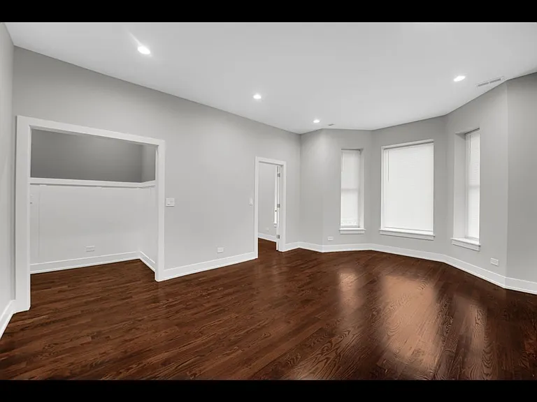 7844 S Emerald Ave #2 — Photo 6