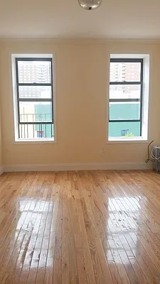 Rented by Bohemia Realty Group | media 13