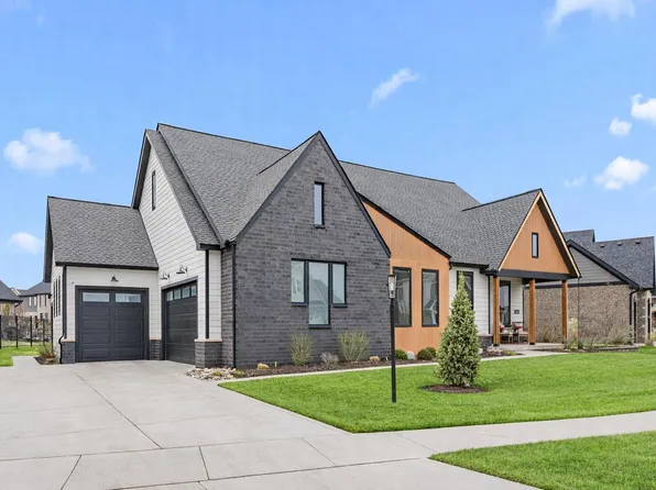 13340 Redbud Dr, Saint John, IN 46373