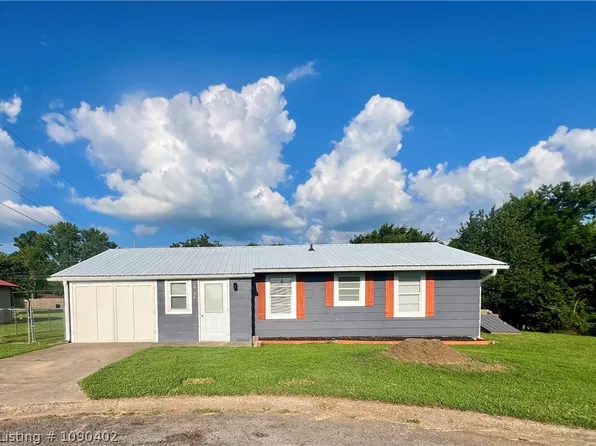 1704 Lakeview Ln, Sallisaw, OK 74955