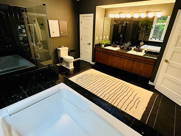 2607 Phoenix Hill Dr — Photo 30