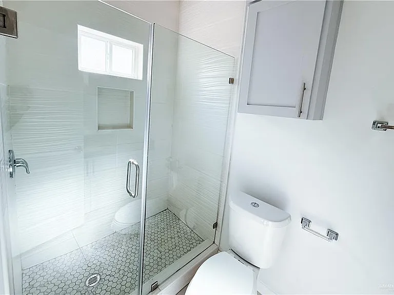 1600 Angelina Dr #1 — Photo 13
