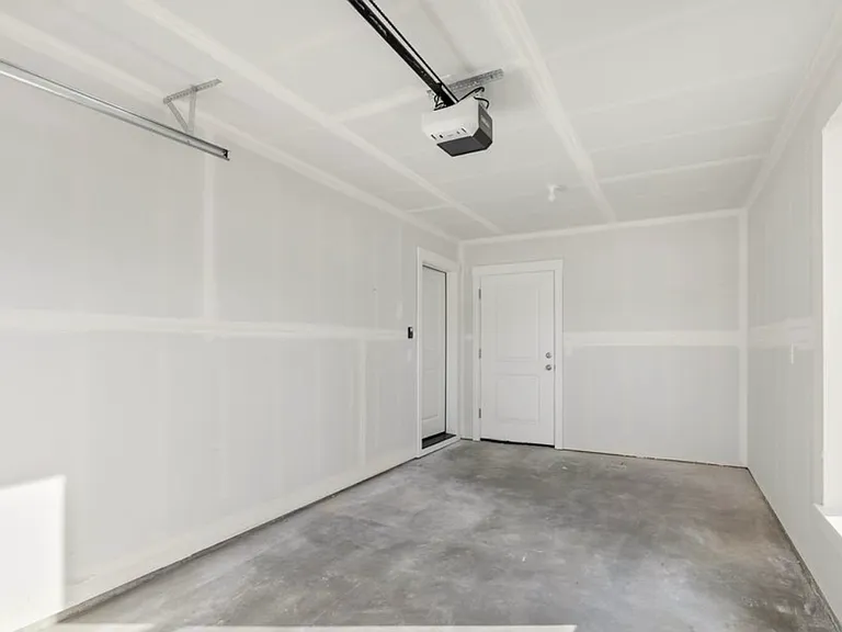 3000 Orange Ct — Photo 13