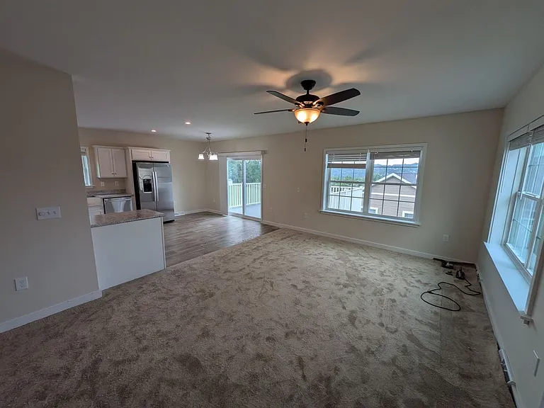 75 Ivan Dr #8 — Photo 7