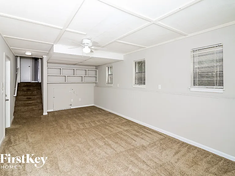 3201 Delhi Dr — Photo 9
