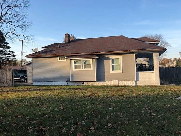1st image of 833 N Elmer St