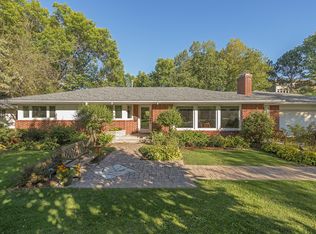 5505 Glengarry Pkwy, Edina, MN 55436