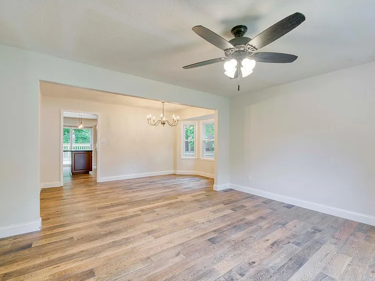 432 E Grayrock Dr — Photo 8