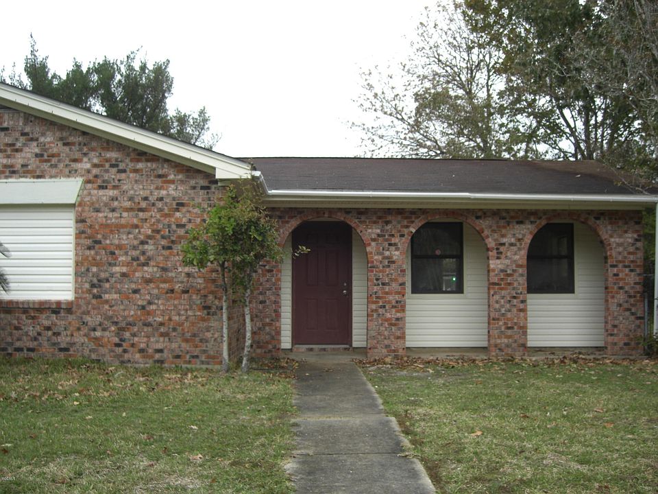 1st image of 2006 S Haven Dr