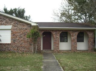 2006 S Haven Dr, Gautier, MS 39553