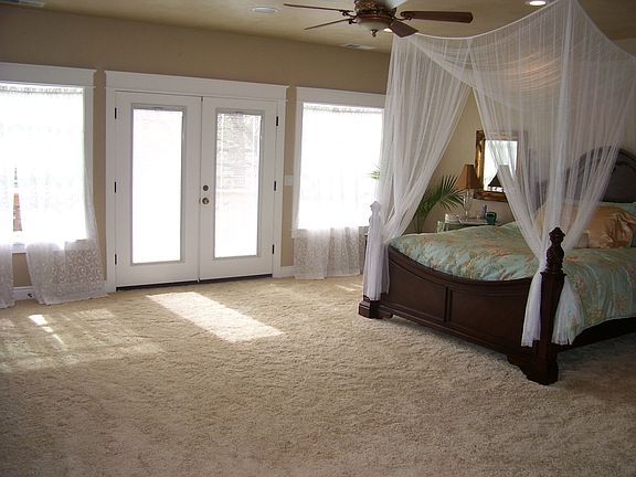 Private and large Master Suite