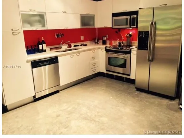 (undisclosed Address), Miami, FL 33132