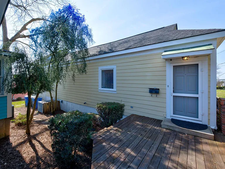 728 Blanding St — Photo 3