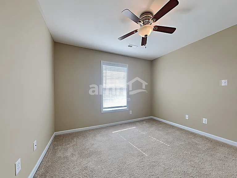 5006 Horsestall Dr — Photo 14