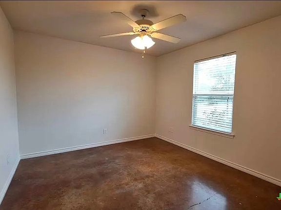 4th image of 701 Horace Howard Dr APT D