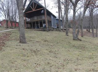 22915 Peppermint Dr, Warsaw, MO 65355