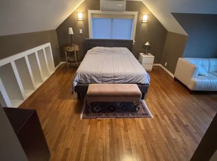 7009 Aurora Ave N, Seattle, WA 98103