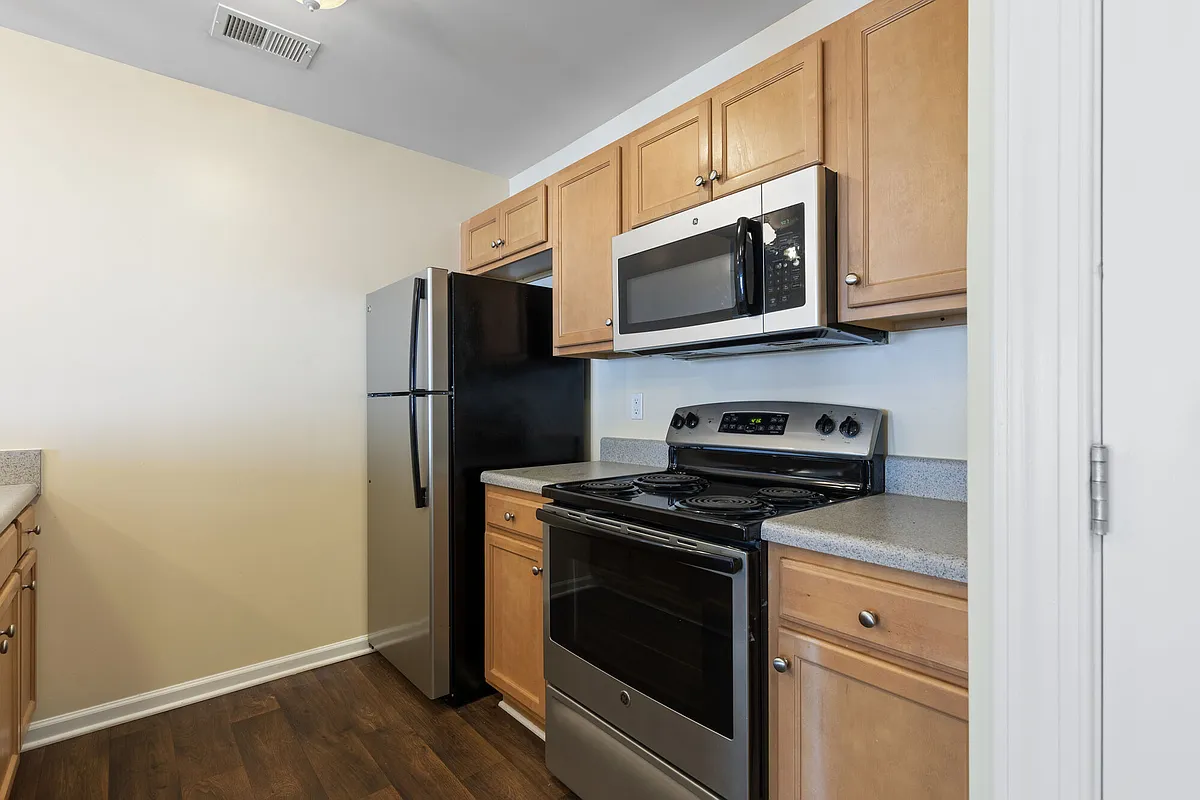 Building Photo - Birch Pond Apartments