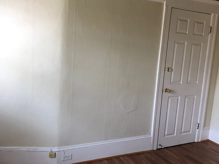 2034 Essex St #UPPER — Photo 7