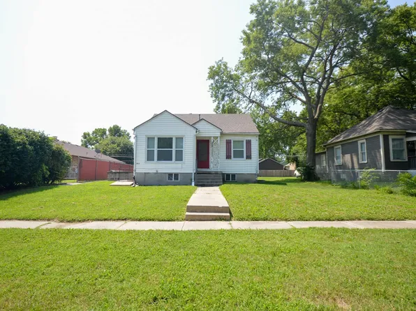 511 W 4th St, Junction City, KS