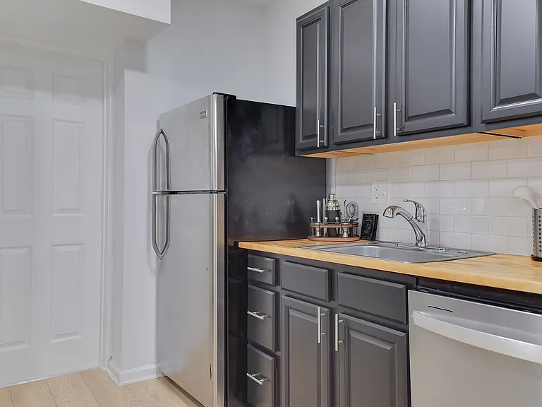 1255 Raum St NE #1 — Photo 24