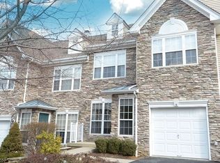 9 Cannon Ct, Basking Ridge, NJ 07920