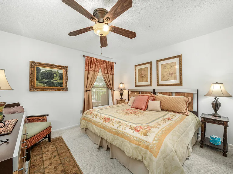 3833 Edgewater Dr — Photo 25