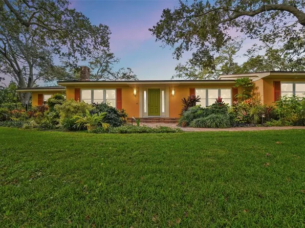 990 Rosemary Dr, Largo, FL 33770