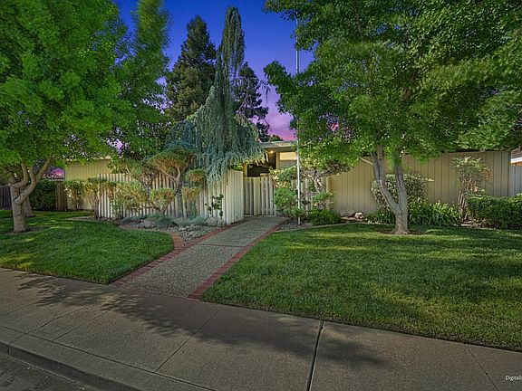 4th image of 3203 Lillard Dr