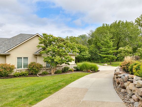 3rd image of 2833 SW 30th St