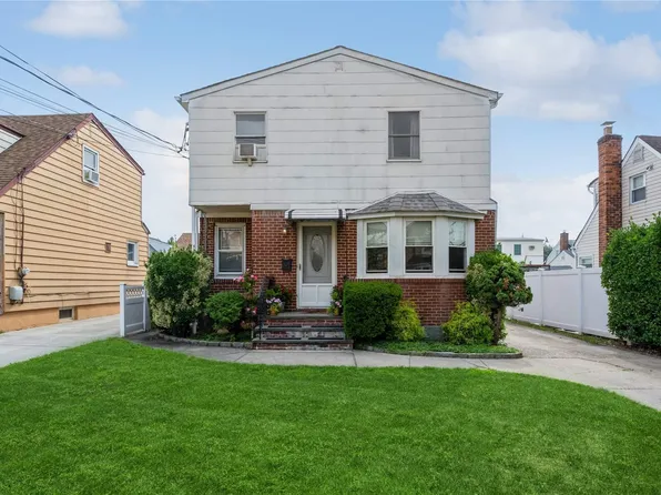31 Fendale Street, Franklin Square, NY 11010