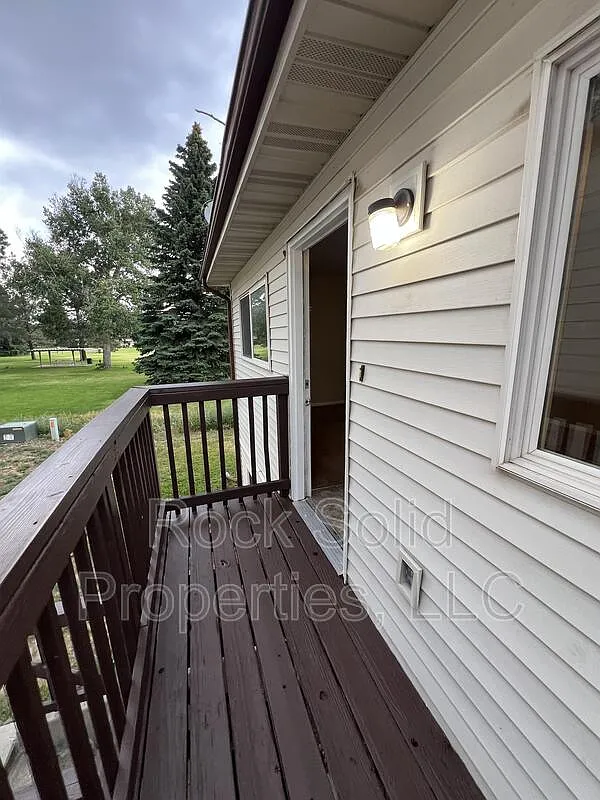 3 bed, 1.0 bath, 950 sqft, $1,795 — Photo 3