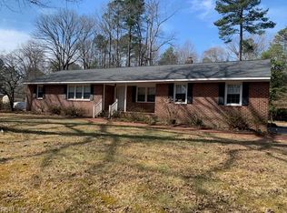 7276 Woody Rd, Gloucester, VA 23061