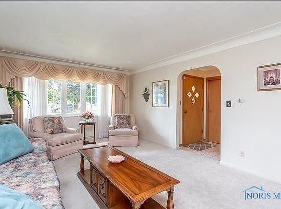 4th image of 2338 Bodette Ave