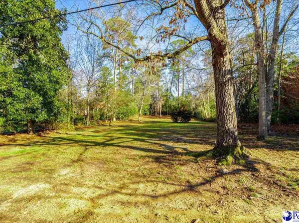 1915 Pineland Ave, Florence, SC 29501