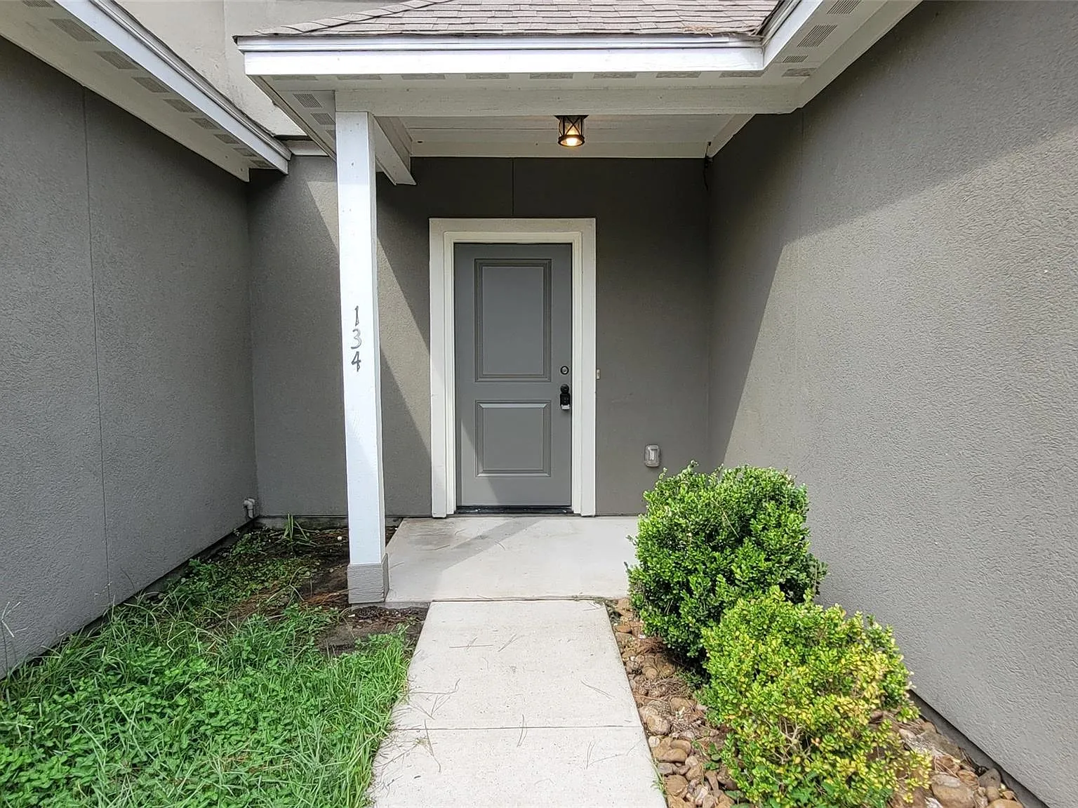 3 bed, 2.5 bath, 1488 sqft, $1,500 — Photo 2