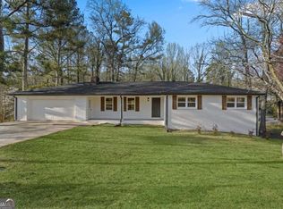 5575 Balmoral Dr, Douglasville, GA 30135