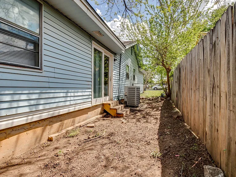 1005 SW 63rd St — Photo 55